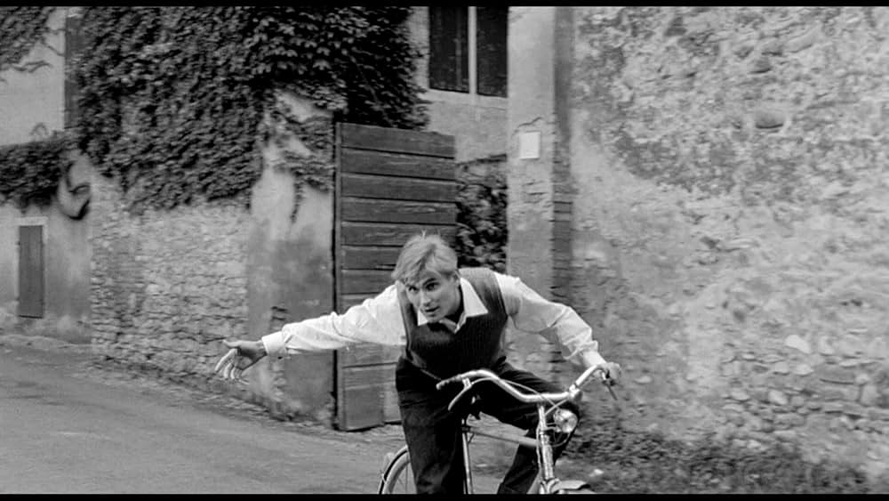 革命前夜の画像