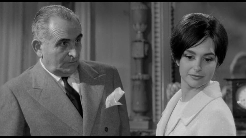 革命前夜の画像