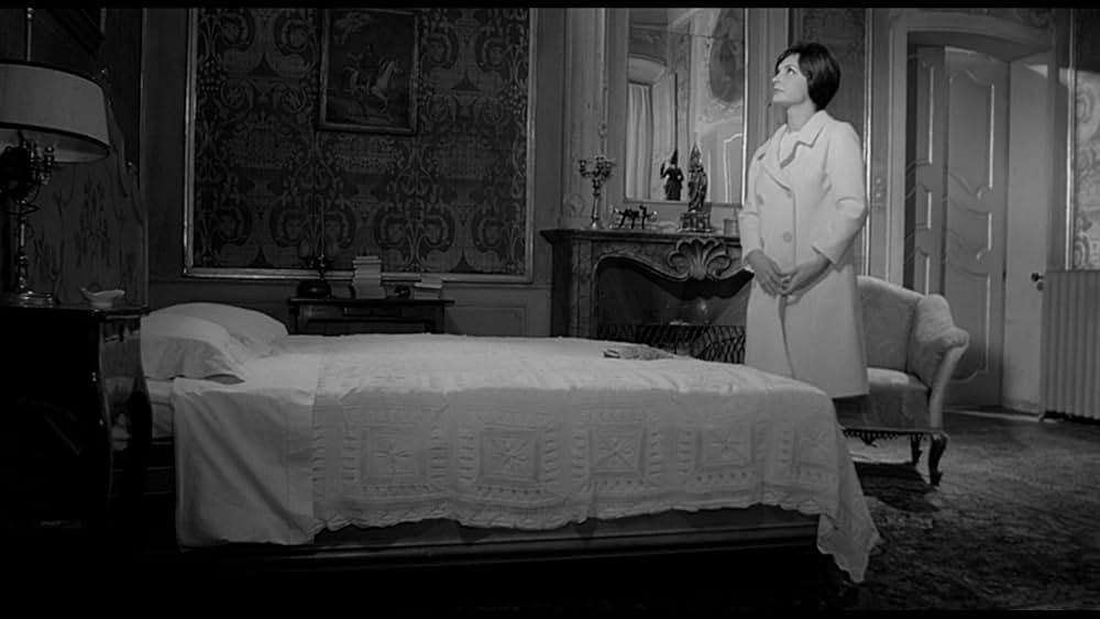 革命前夜の画像