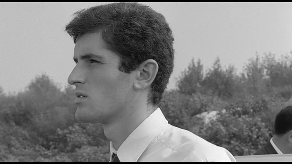 革命前夜の画像