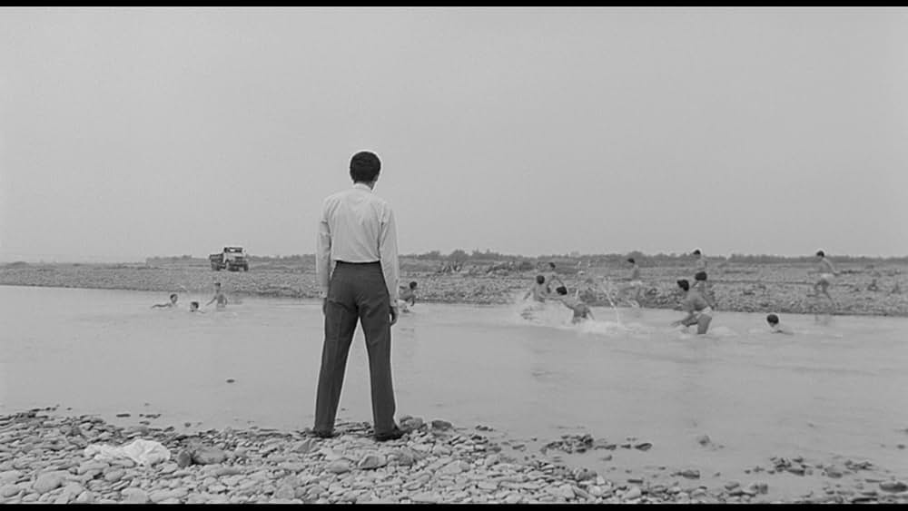 革命前夜の画像