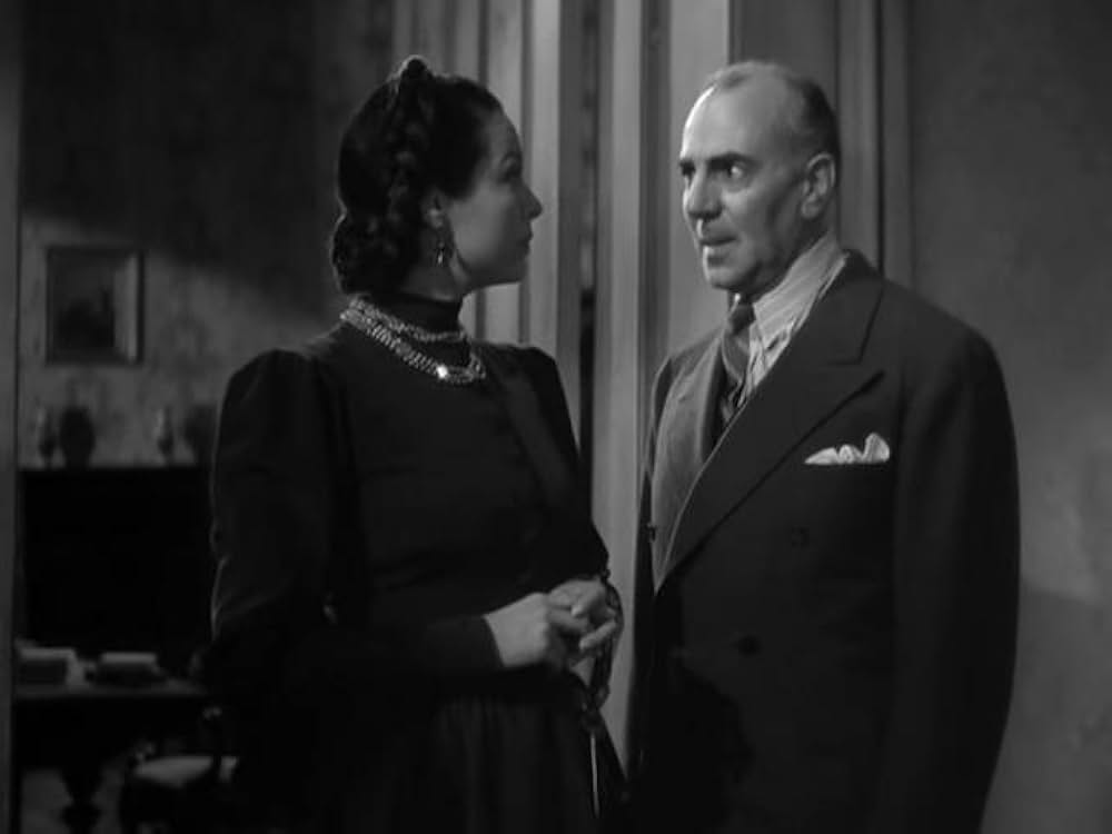 猫とカナリヤの画像