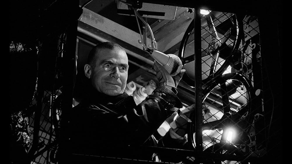 L'inconnu de Shandigor（原題）の画像