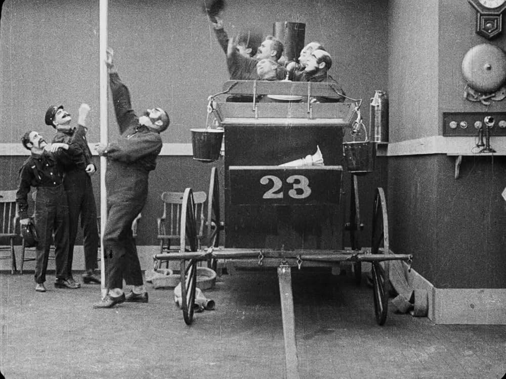 チャップリンの消防士の画像