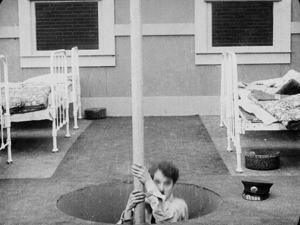 チャップリンの消防士の画像