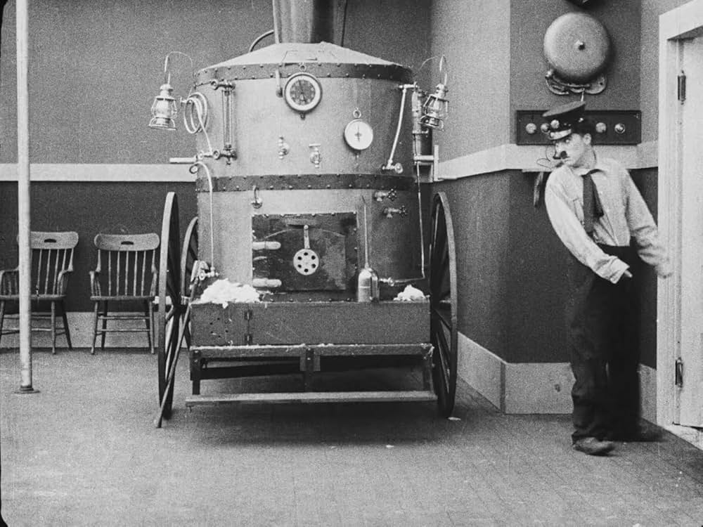 チャップリンの消防士の画像