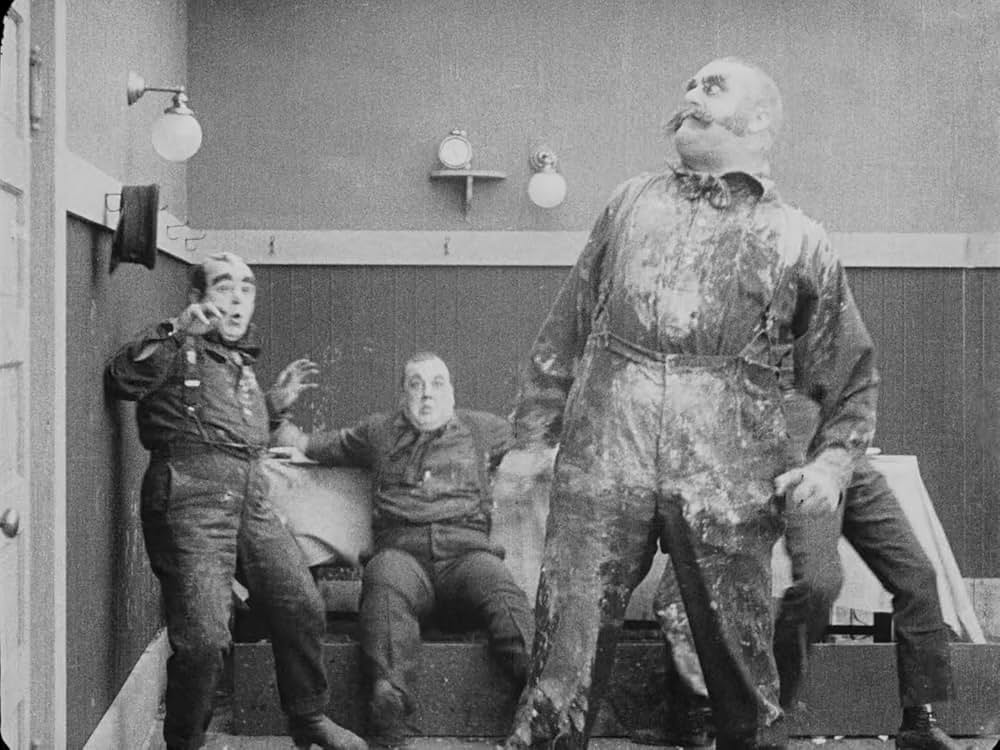 チャップリンの消防士の画像