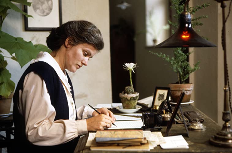 「ローザ・ルクセンブルク」バルバラ・スコバの画像