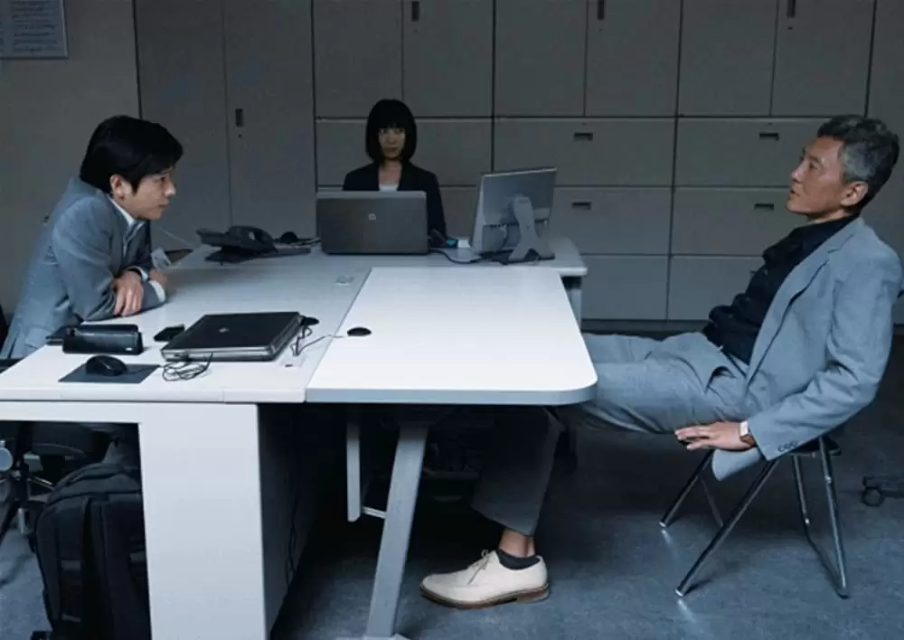 「検察側の罪人」松重豊 & 二宮和也の画像