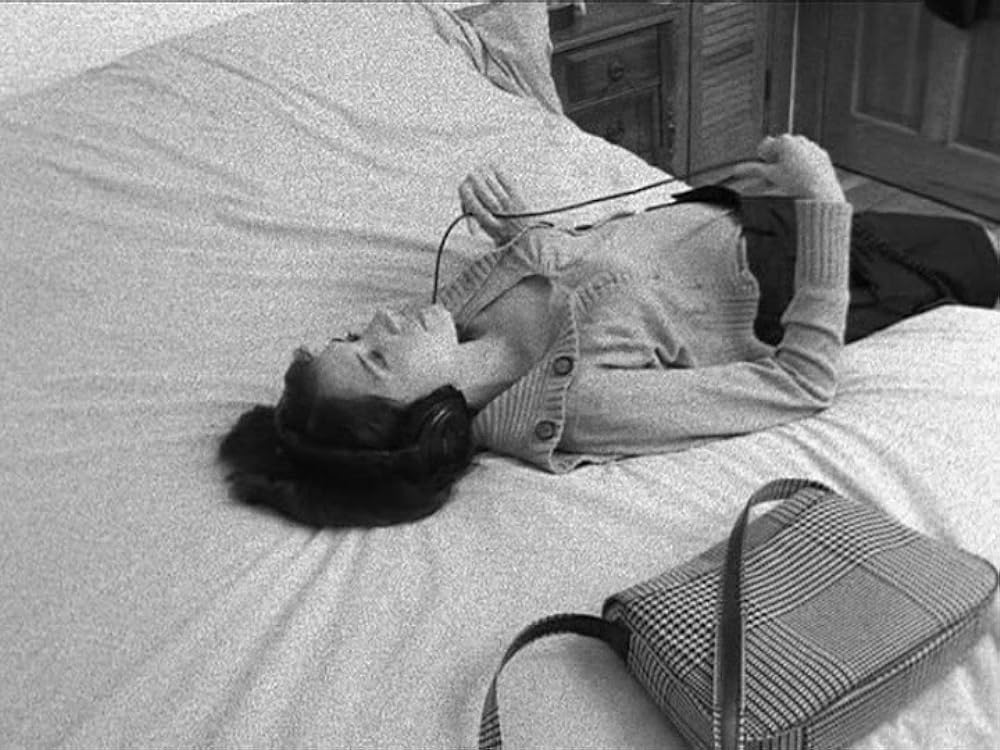 Guy and Madeline on a Park Bench（原題）の画像