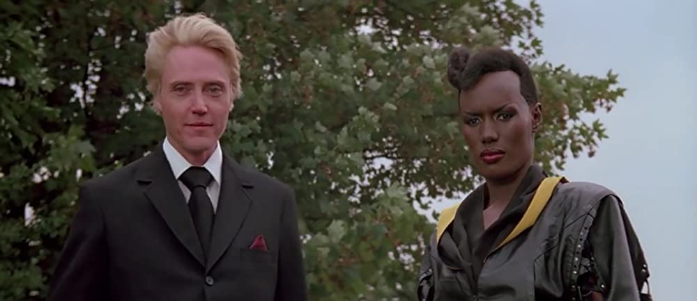 「007／美しき獲物たち」クリストファー・ウォーケン & グレイス・ジョーンズの画像