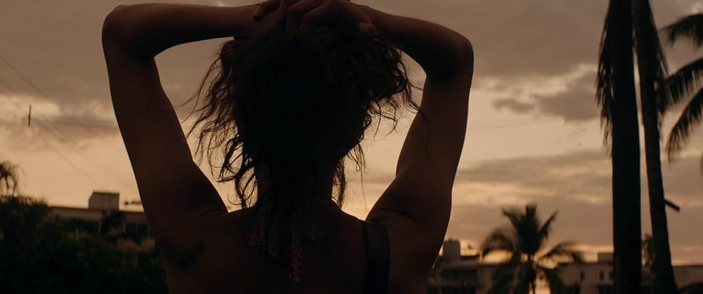 Stars at Noon（原題）の画像