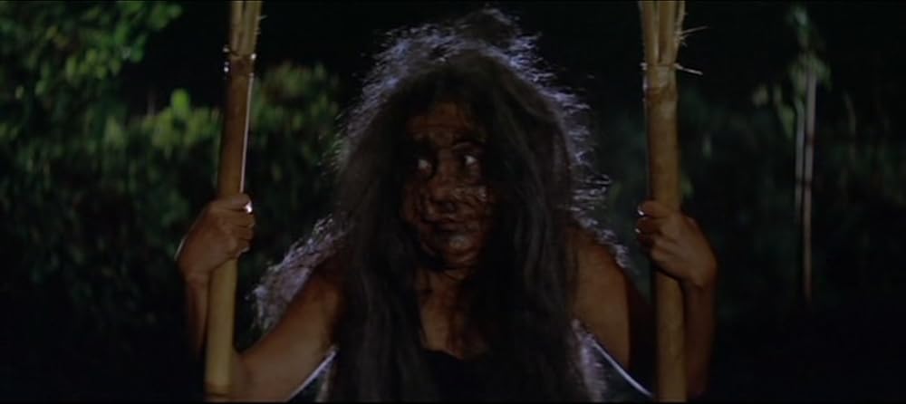 首だけ女の恐怖の画像