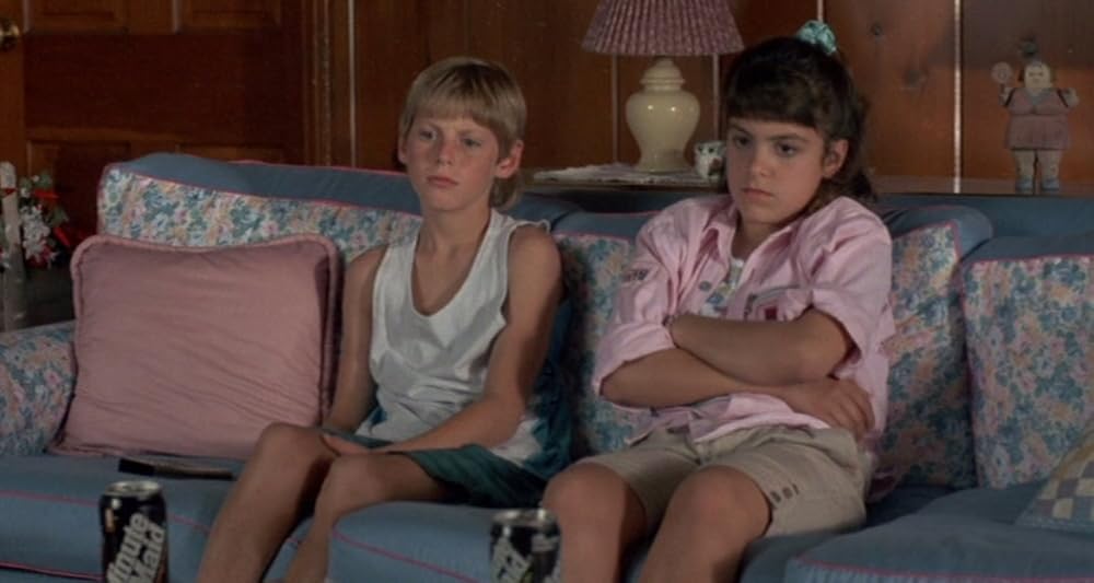 裸の十字架を持つ男／エクソシストフォーエバーの画像