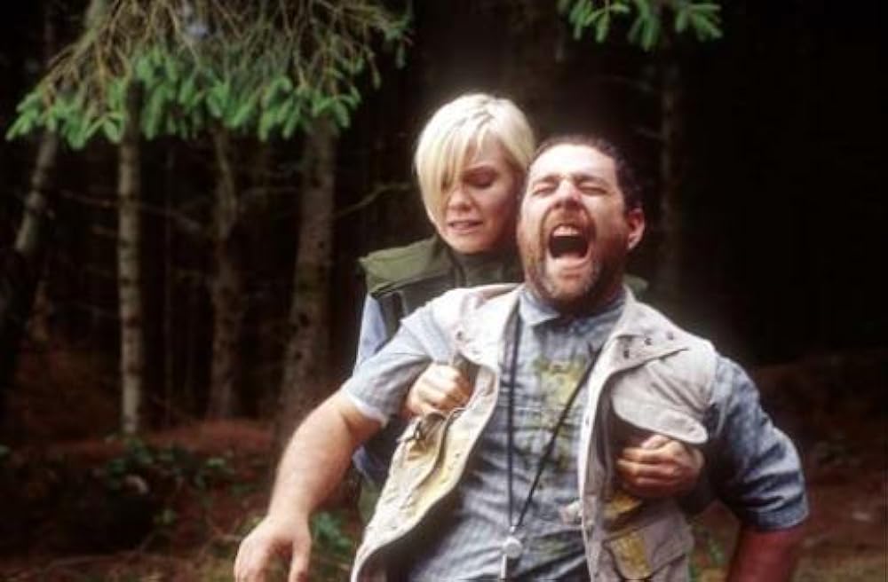 サヴァイヴ 殺戮の森の画像