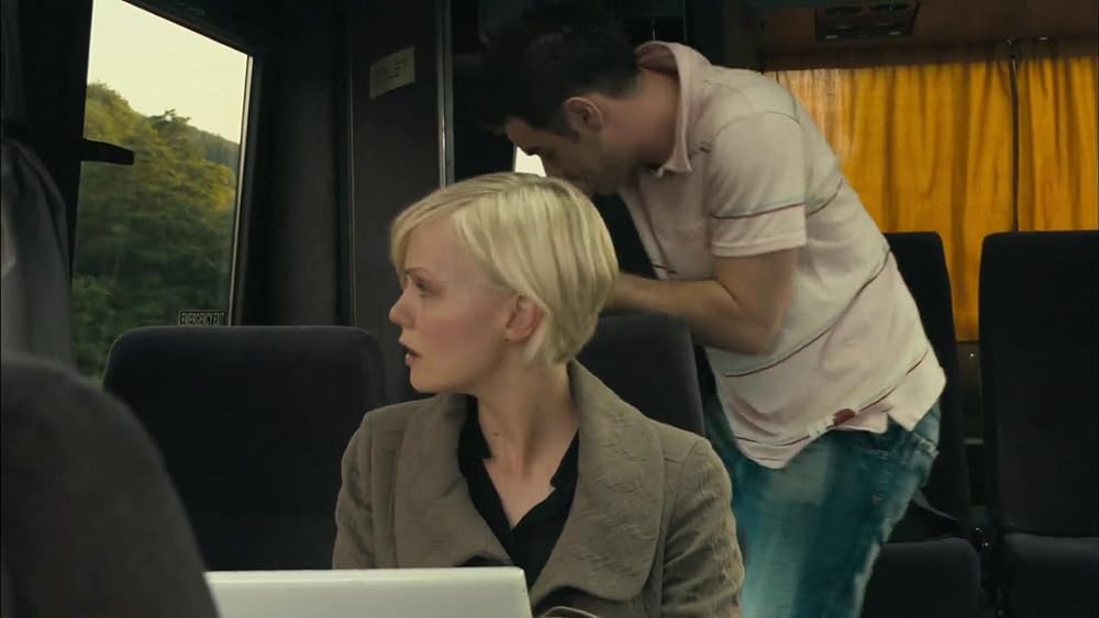 サヴァイヴ 殺戮の森の画像