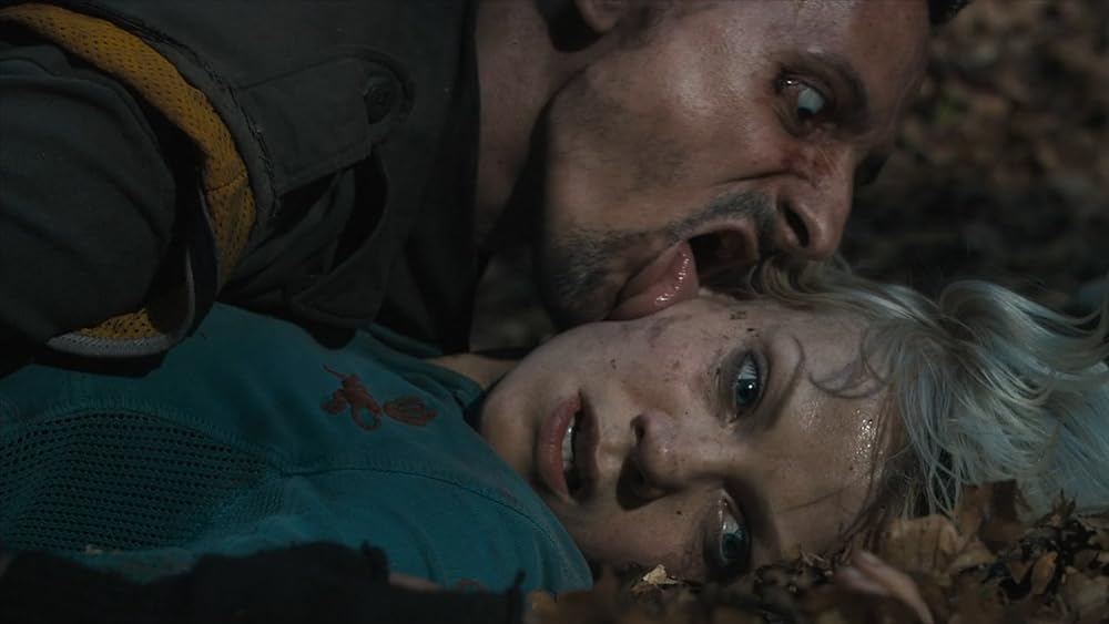 サヴァイヴ 殺戮の森の画像