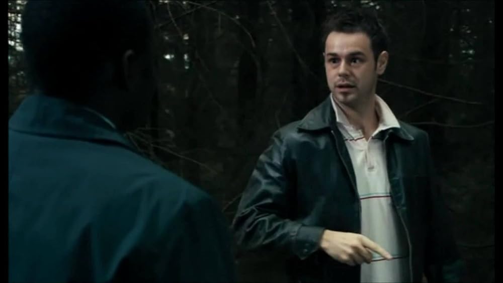 サヴァイヴ 殺戮の森の画像