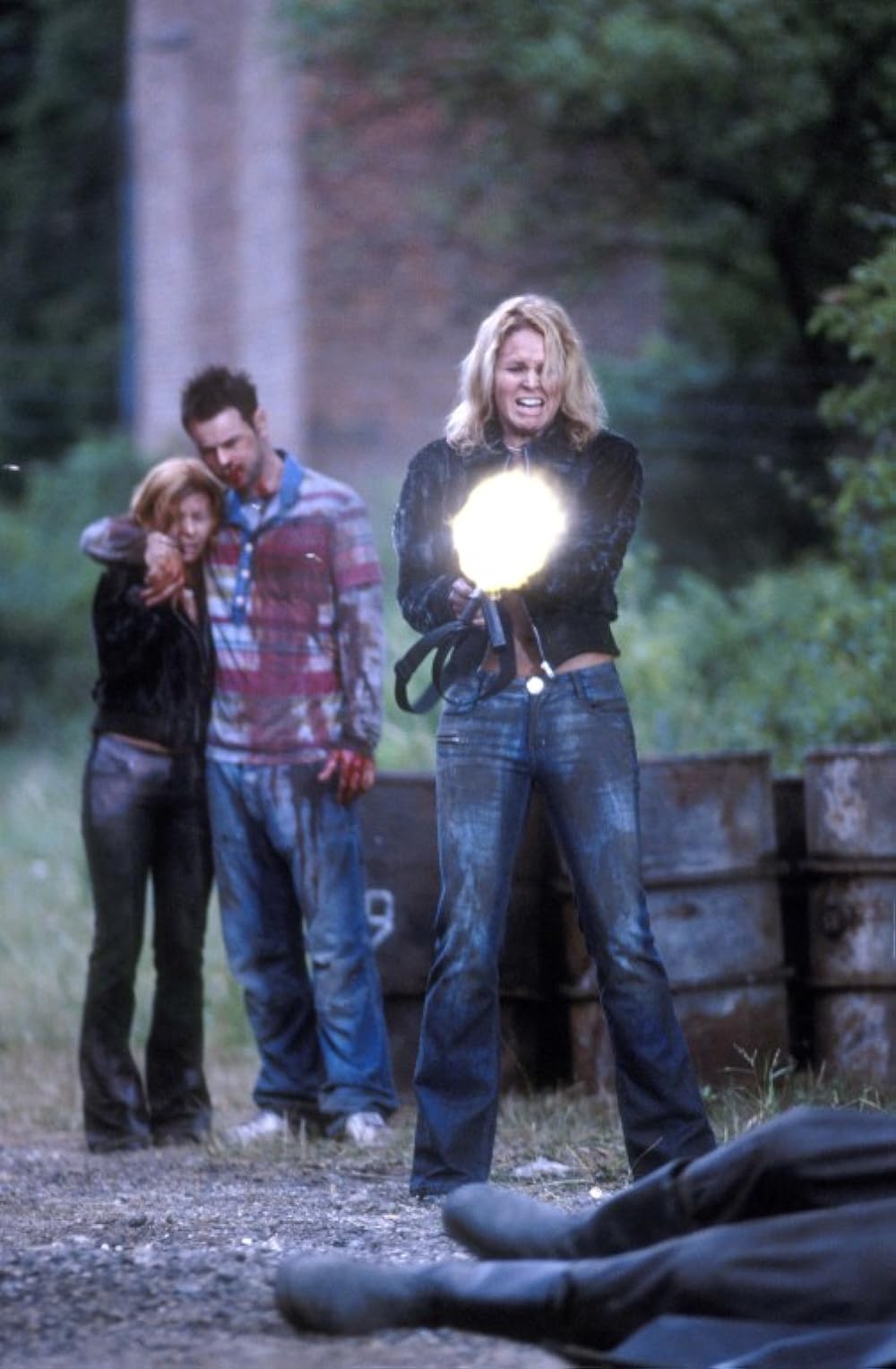 サヴァイヴ 殺戮の森の画像