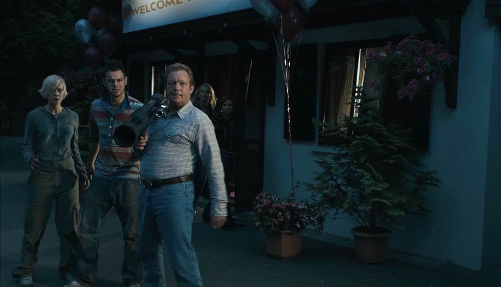 サヴァイヴ 殺戮の森の画像