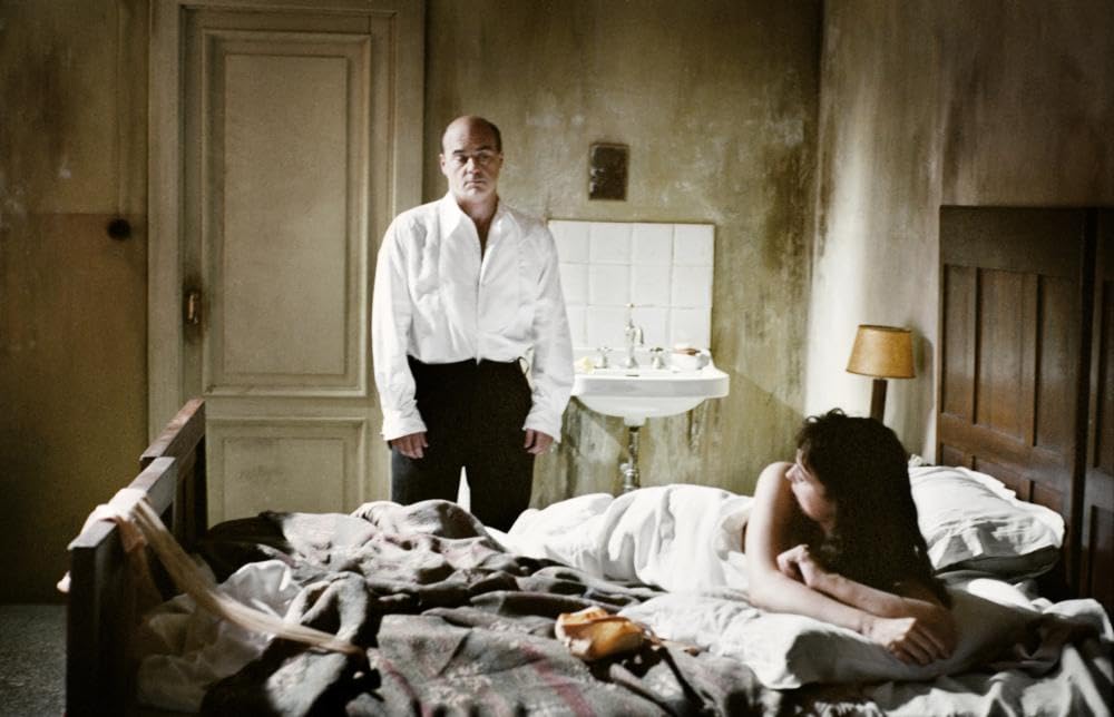 狂った血の女の画像