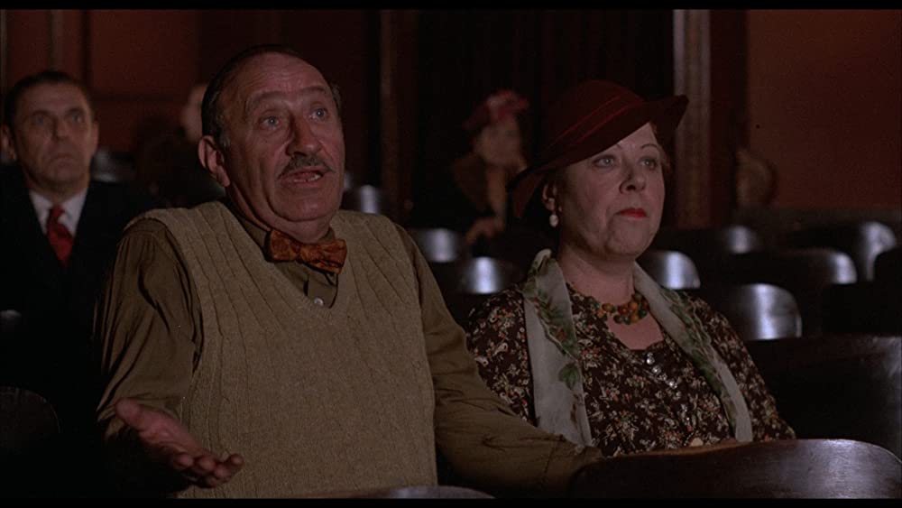 カイロの紫のバラの画像