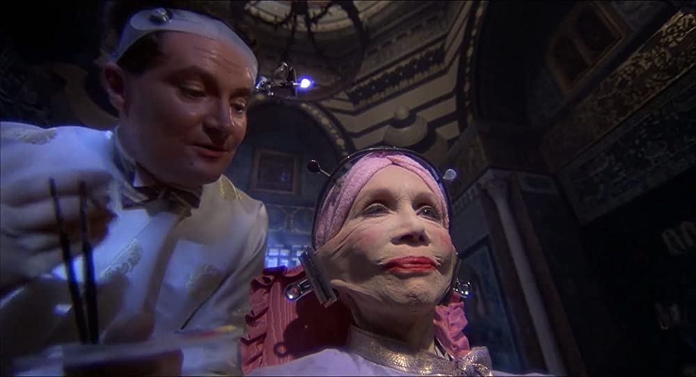 「未来世紀ブラジル」ジム・ブロードベント & キャサリン・ヘルモンドの画像