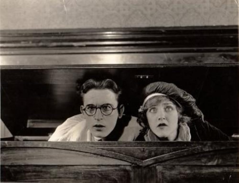 ロイドの化物屋敷の画像