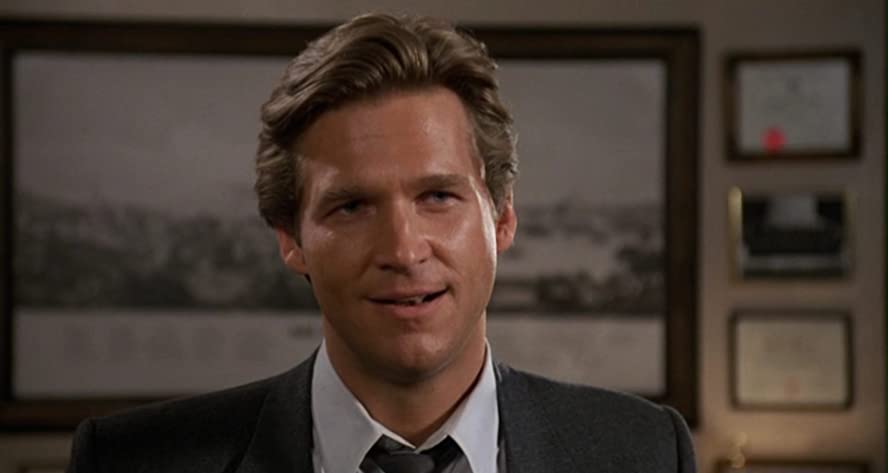 白と黒のナイフの画像