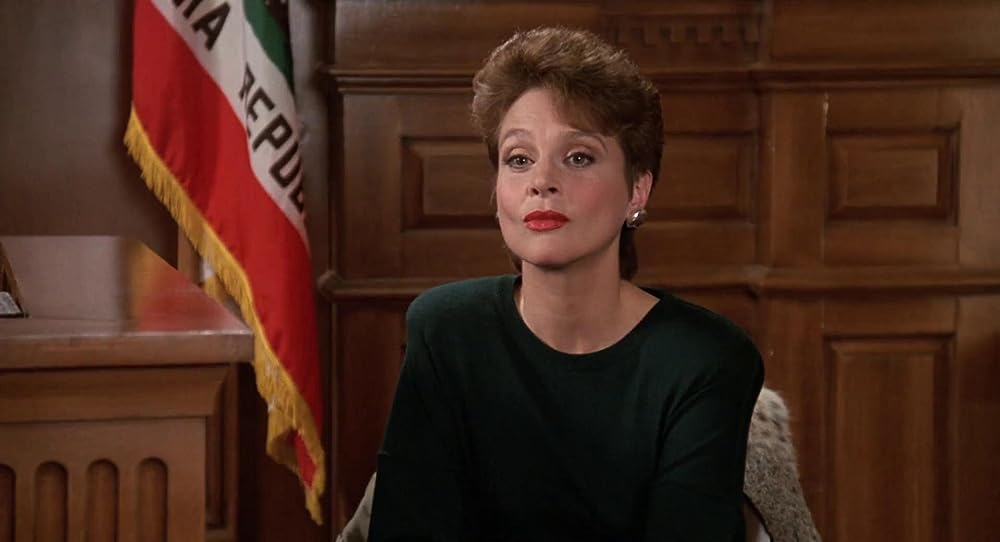 白と黒のナイフの画像