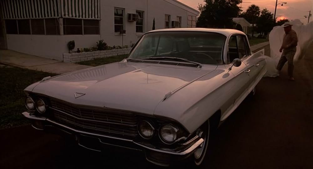 「コクーン」の画像