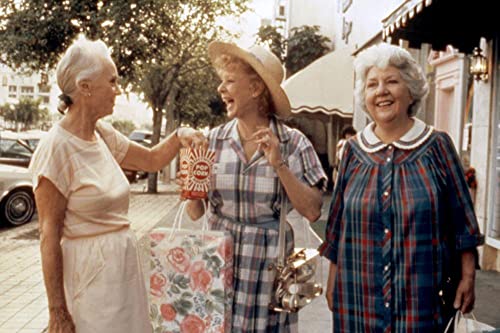 「コクーン2 遥かなる地球」ジェシカ・タンディ & モーリン・ステイプルトン & グウェン・バードンの画像