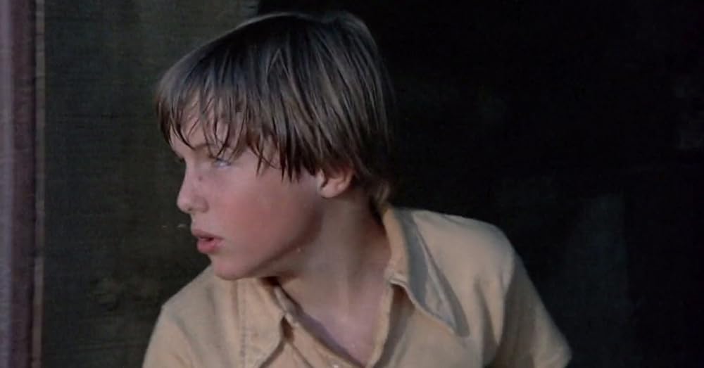 悪を呼ぶ少年の画像