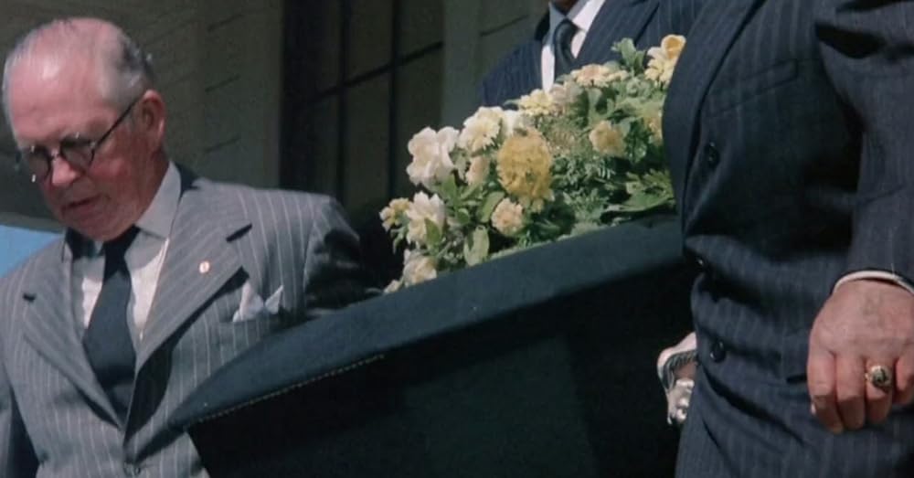 悪を呼ぶ少年の画像