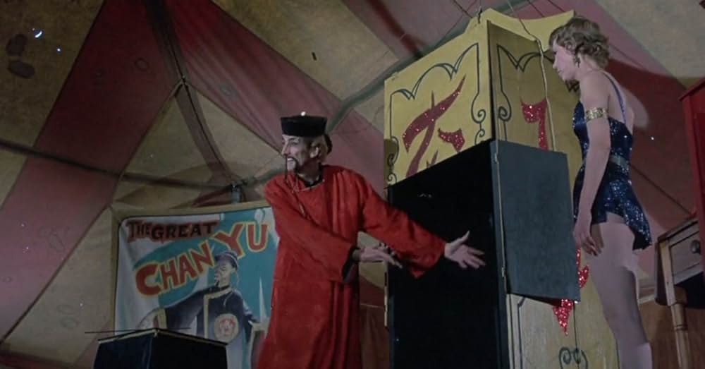 悪を呼ぶ少年の画像