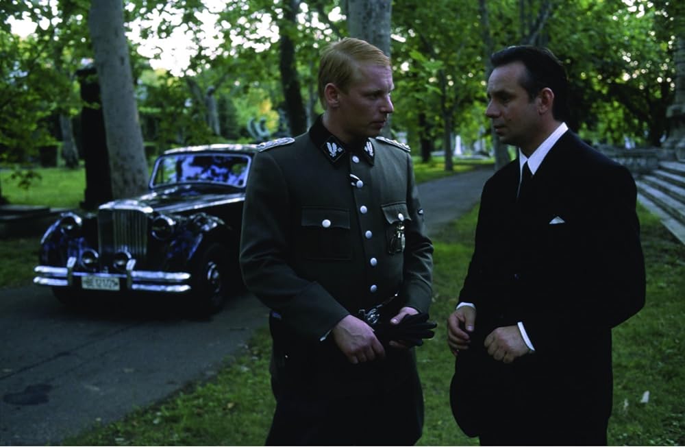 暗い日曜日の画像