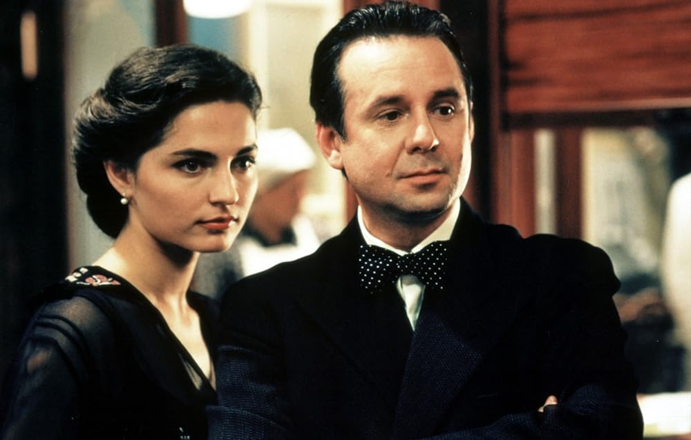 暗い日曜日の画像