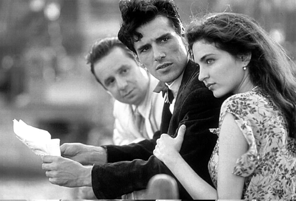 暗い日曜日の画像