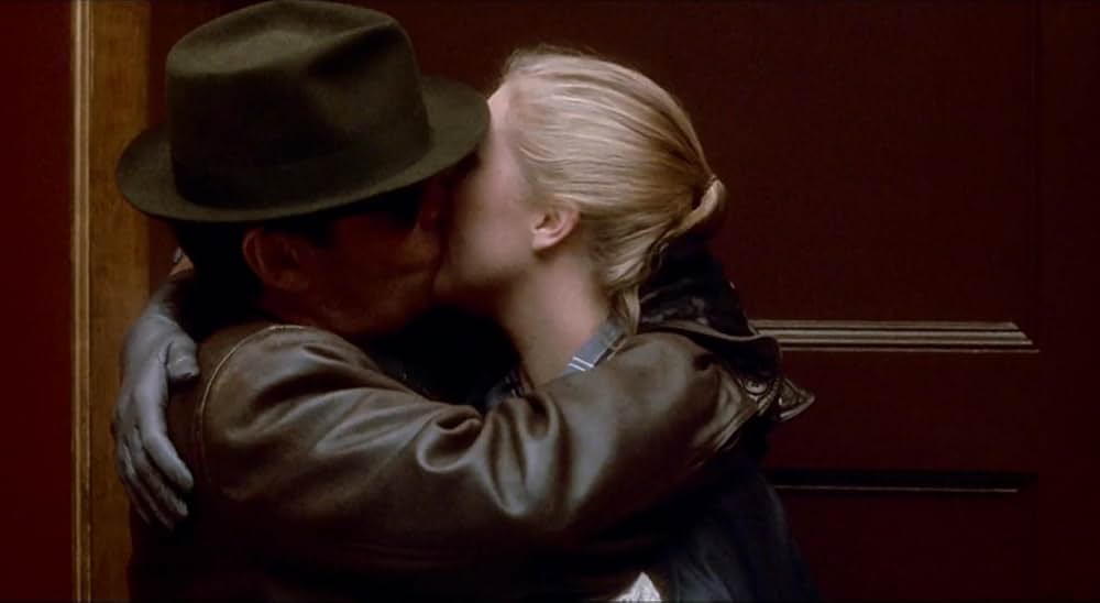 女と男の名誉の画像