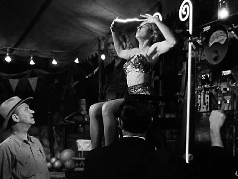 悪魔の往く町の画像