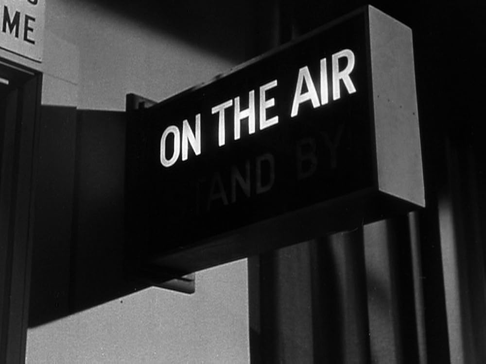 悪魔の往く町の画像