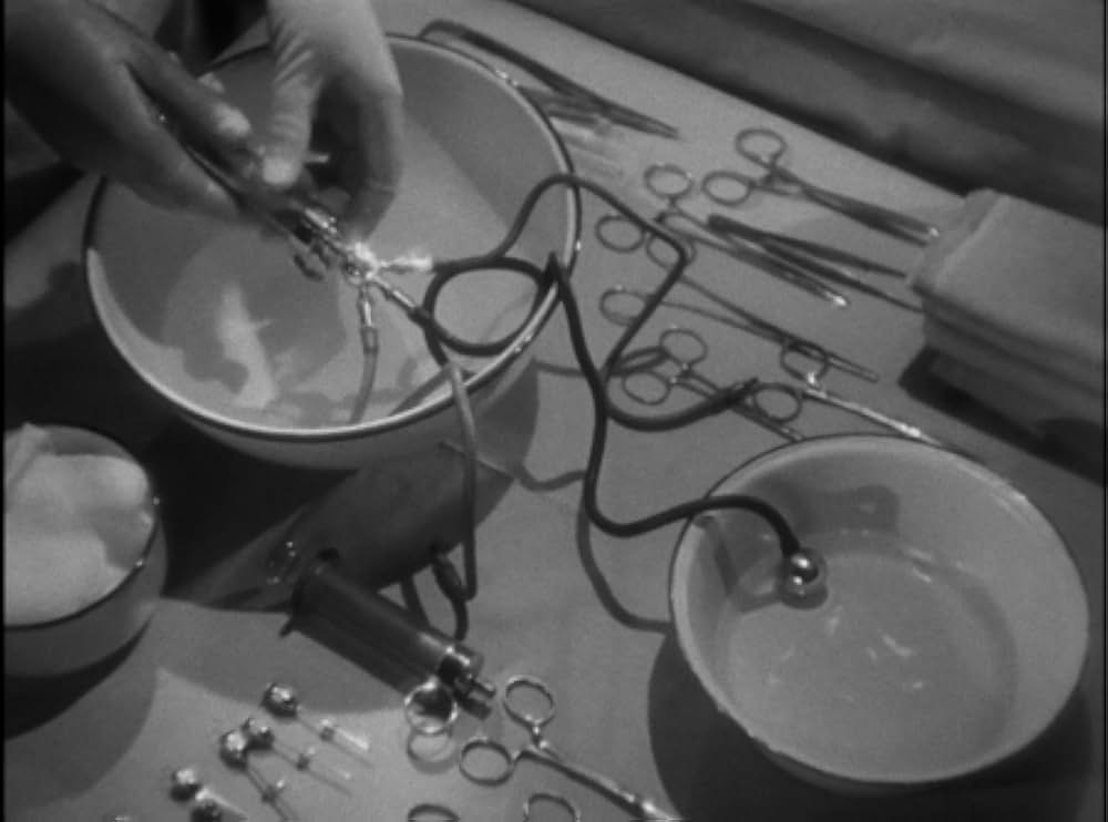 暗黒街の弾痕の画像