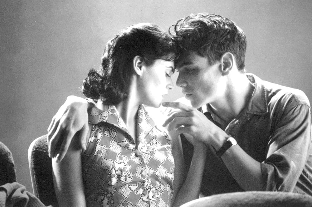 秘密の絆の画像