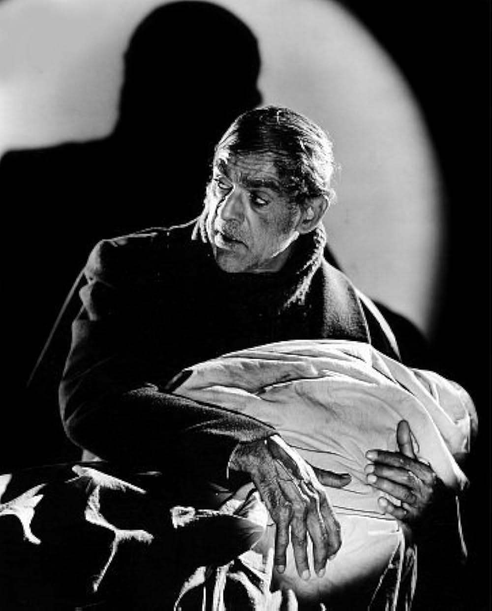 死体を売る男の画像