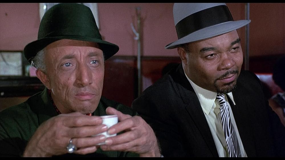 ロールスロイスに銀の銃の画像