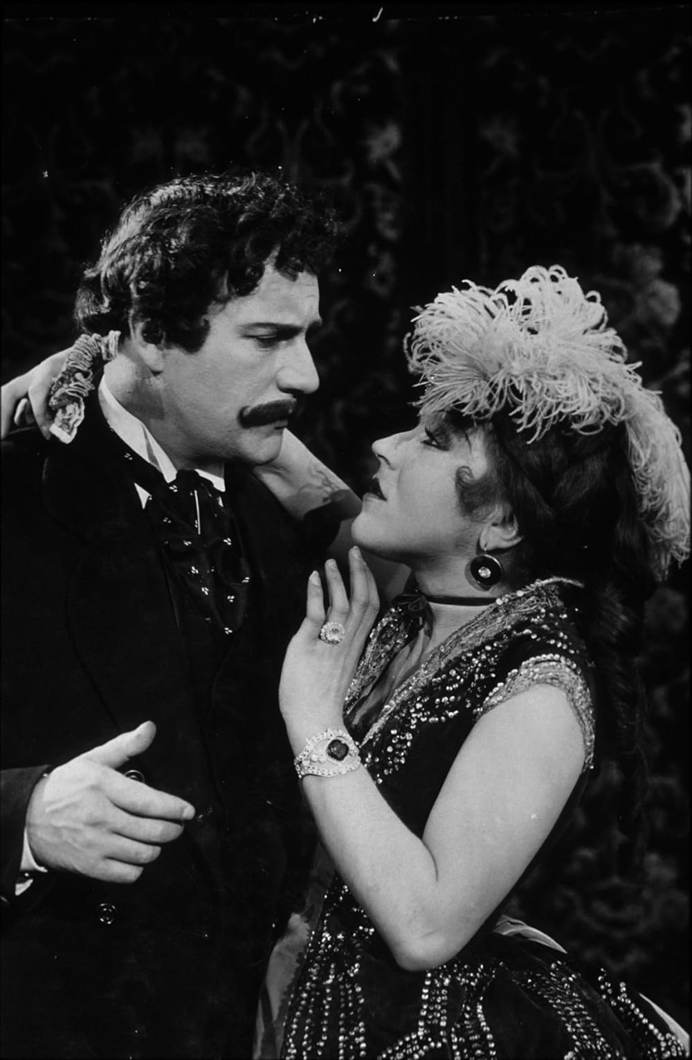 女優ナナの画像