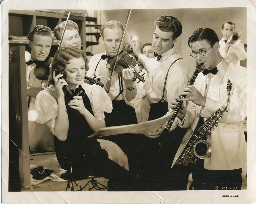 キャグニー ハリウッドに行くの画像