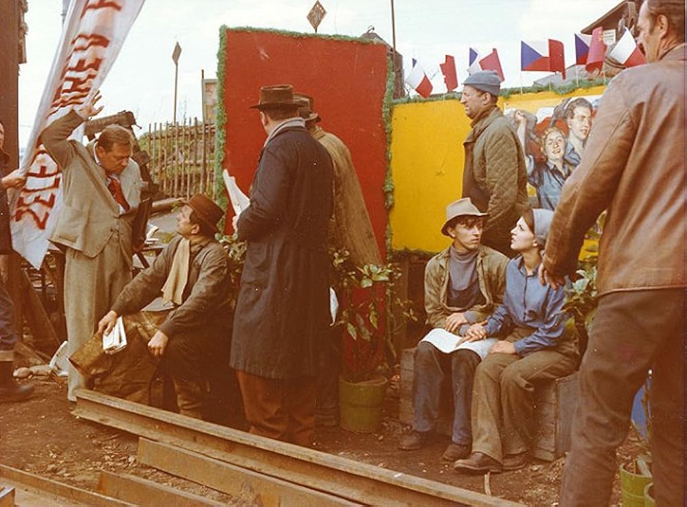 つながれたヒバリの画像