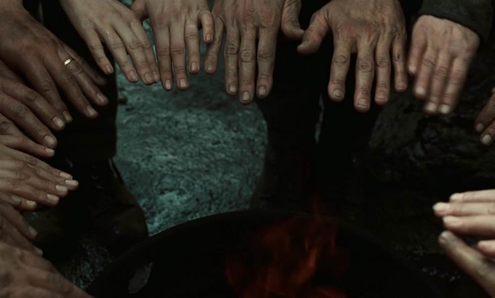 つながれたヒバリの画像