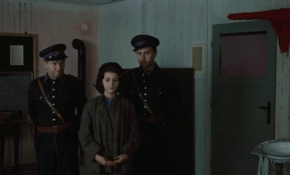 つながれたヒバリの画像